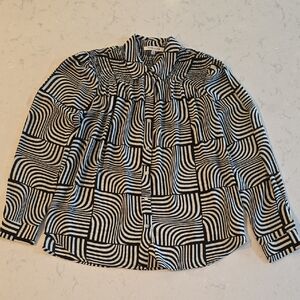 Rose & Olive Women’s Medium Button-Down Blouse – Black & White Swirl Print